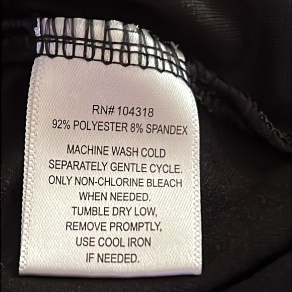 Derek Heart Womens Long Sleeve V Neck Wrap Ruched Shirt Black size 2X - Picture 5 of 5